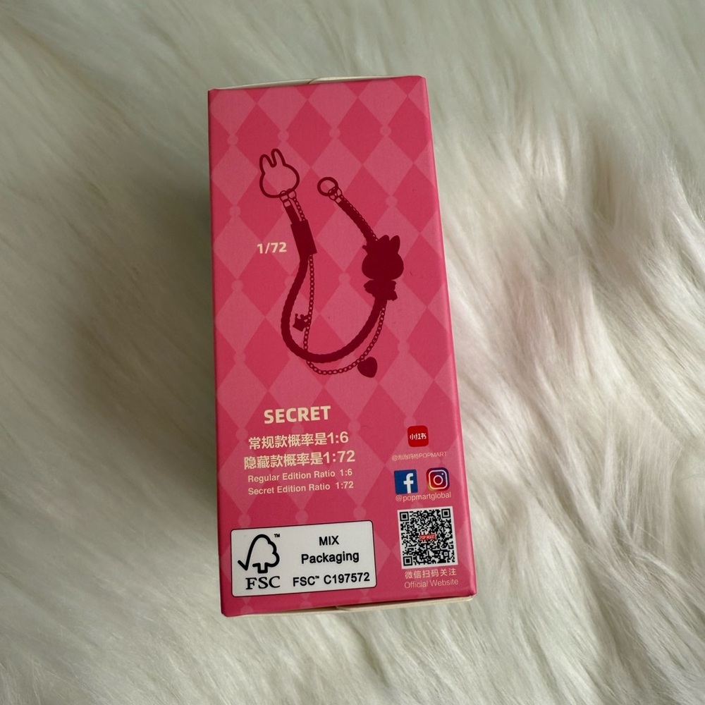 POP MART The Monsters Let's Checkmate Series-Pendant Blind Box Labubu Authentic - Picture 4 of 12